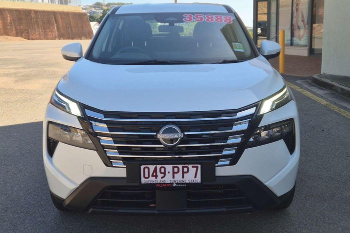 2025 Nissan X-TRAIL ST
