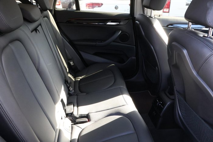 2021 BMW X1 sDrive20i