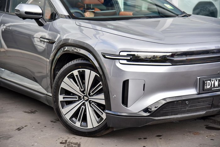 2025 Deepal E07