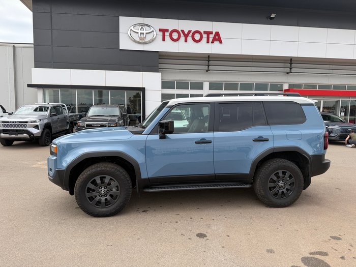 2024 Toyota Prado Altitude Blue