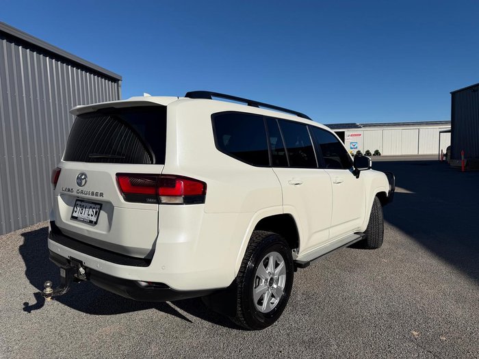 2022 Toyota Landcruiser GXL