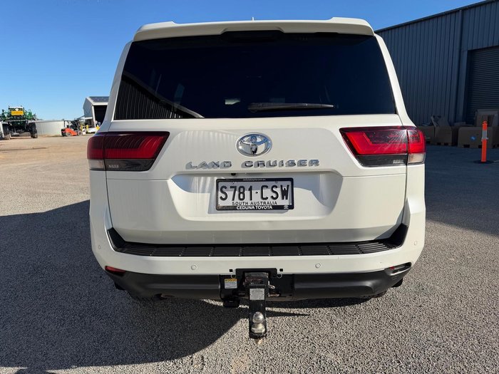 2022 Toyota Landcruiser GXL