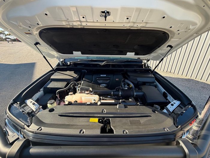 2022 Toyota Landcruiser GXL
