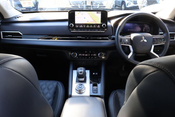 2024 Mitsubishi Outlander PHEV Exceed