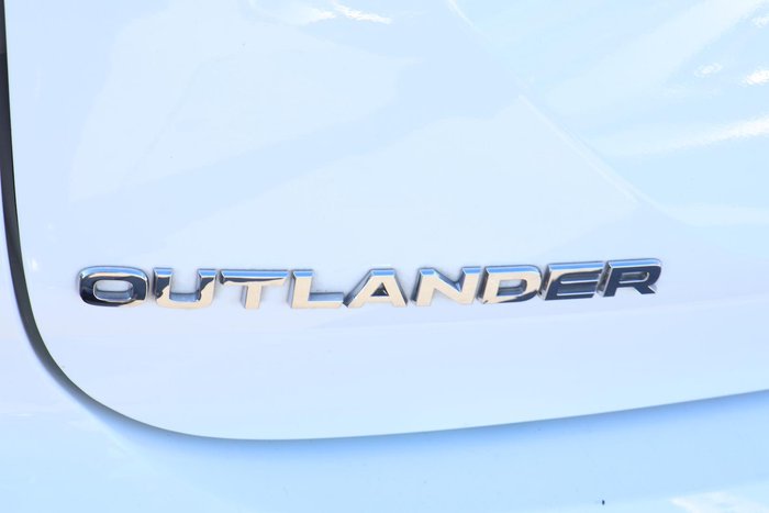 2024 Mitsubishi Outlander PHEV Exceed