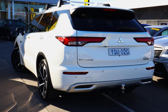 2024 Mitsubishi Outlander
