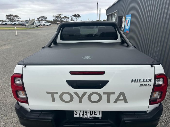 2025 Toyota Hilux