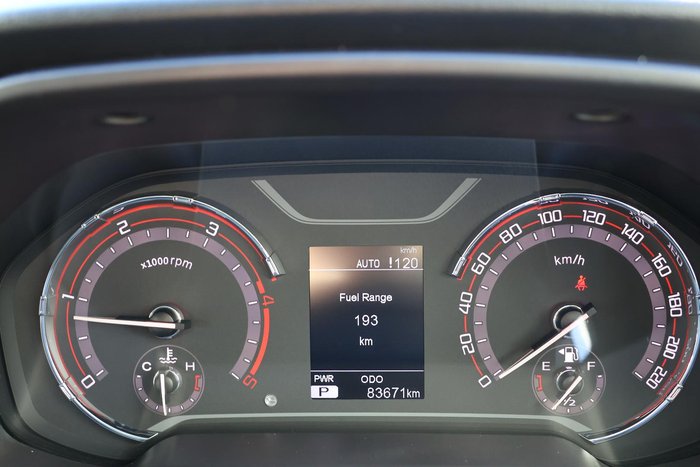 2022 LDV T60 23