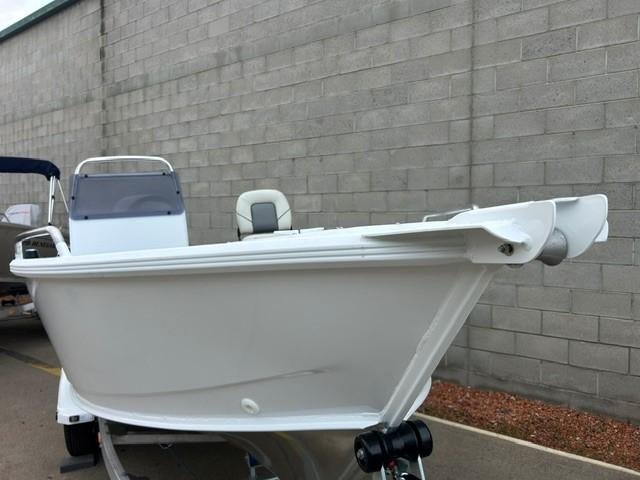 2026 QUINTREX 420 Renegade SC