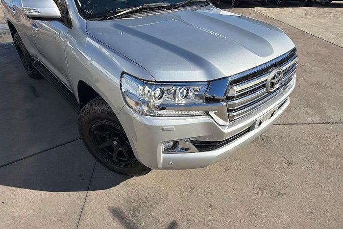 2017 Toyota Landcruiser VX