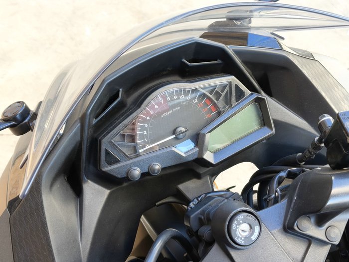 2015 KAWASAKI NINJA 300 (EX300A) ROAD GREY