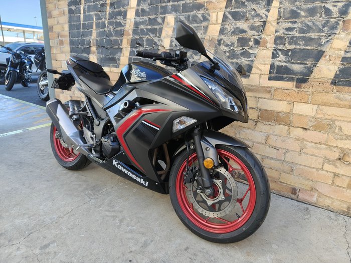 2015 KAWASAKI NINJA 300 (EX300A) ROAD GREY