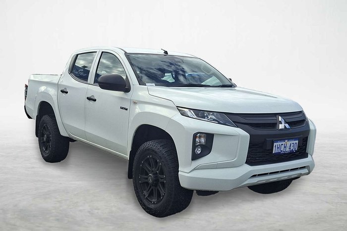 2019 Mitsubishi Triton GLX ADAS