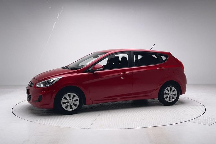 2016 Hyundai Accent Active