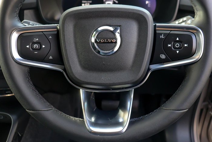 2023 Volvo XC40 Recharge Twin Pure Electric