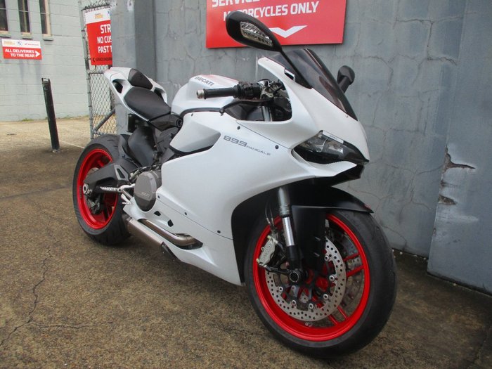 2015 Ducati