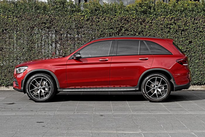 2021 Mercedes-Benz GLC-Class GLC300