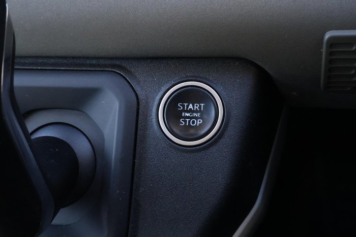 2022 Land Rover Defender 110 D300 SE