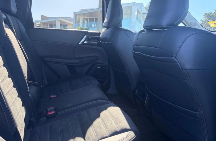 2025 Mitsubishi Outlander Aspire