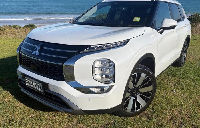 2025 Mitsubishi Outlander Aspire