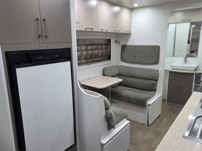 2016 New Age Caravans MANTA RAY