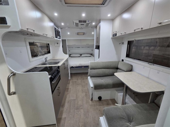 2016 New Age Caravans MANTA RAY