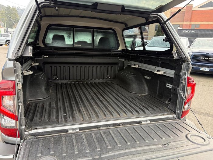 2021 Nissan Navara ST-X
