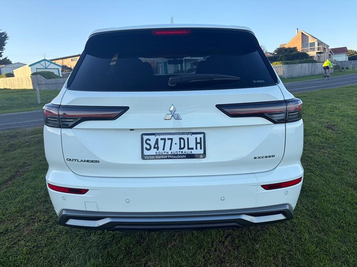 2025 Mitsubishi Outlander Exceed