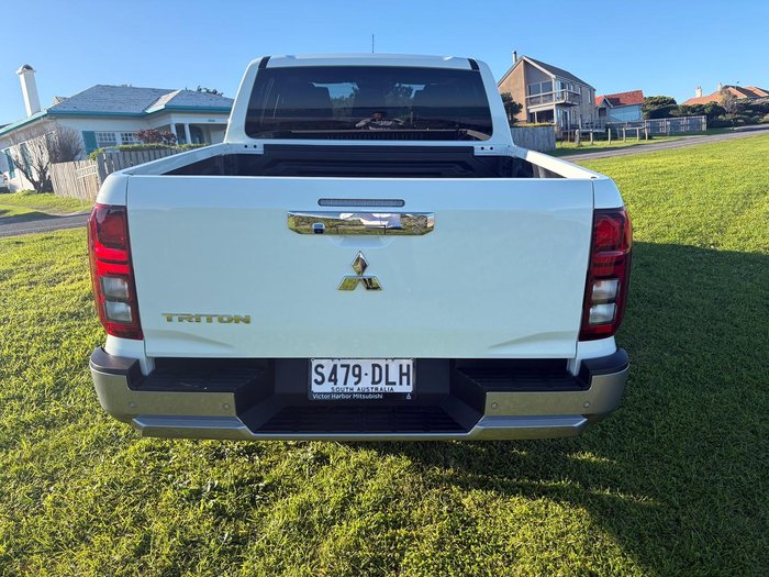 2025 Mitsubishi Triton GLS