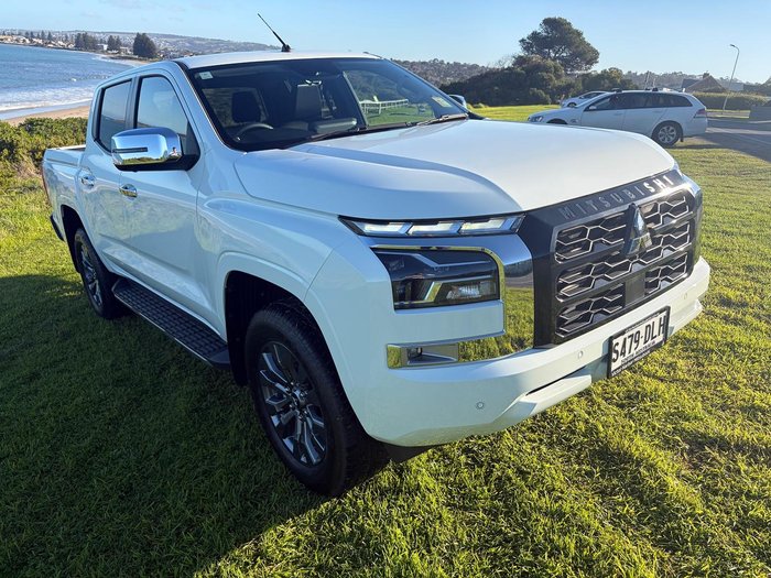 2025 Mitsubishi Triton GLS