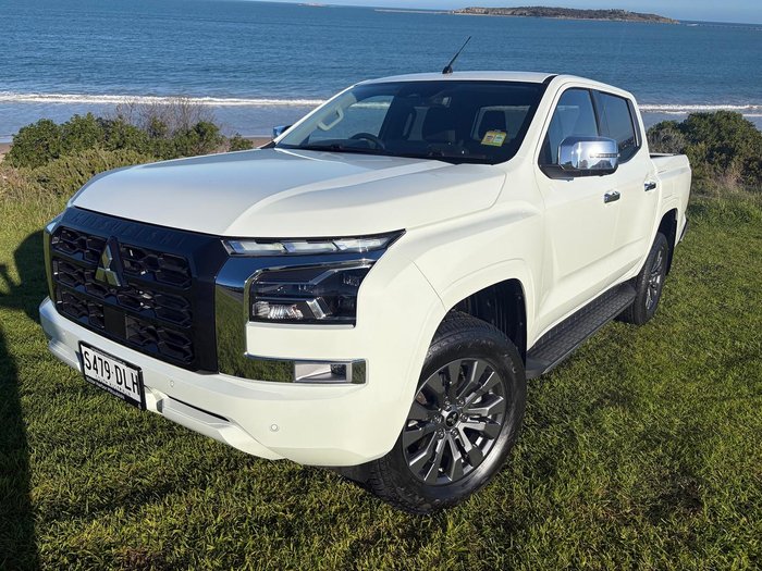 2025 Mitsubishi Triton GLS