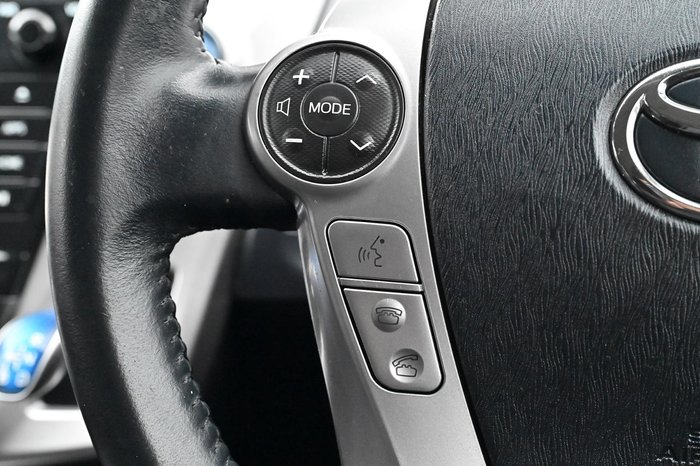 2017 Toyota Prius V ZVW40R Graphite