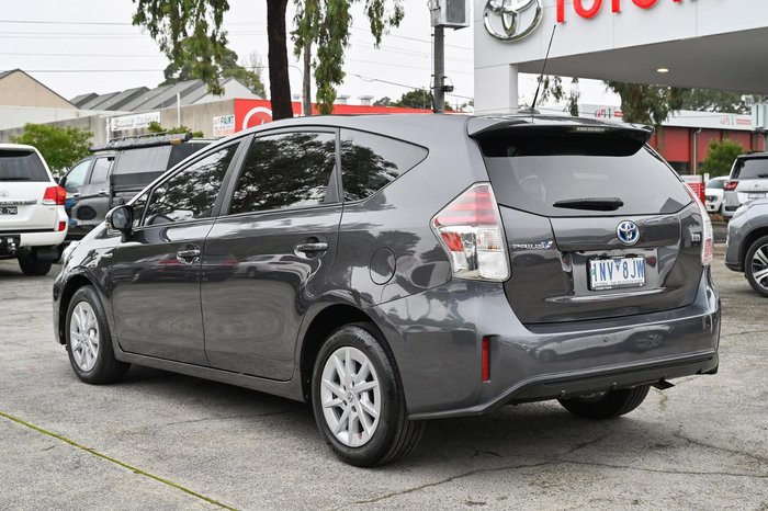 2017 Toyota Prius V ZVW40R Graphite