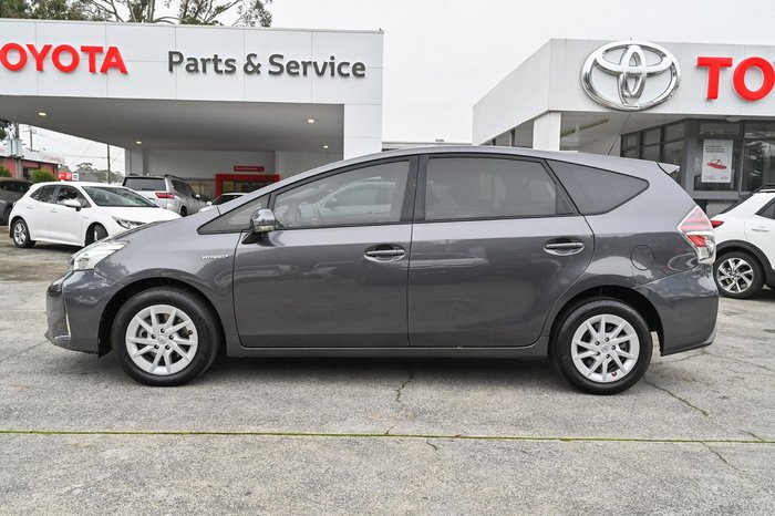 2017 Toyota Prius V ZVW40R Graphite