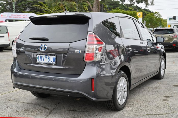 2017 Toyota Prius V ZVW40R Graphite