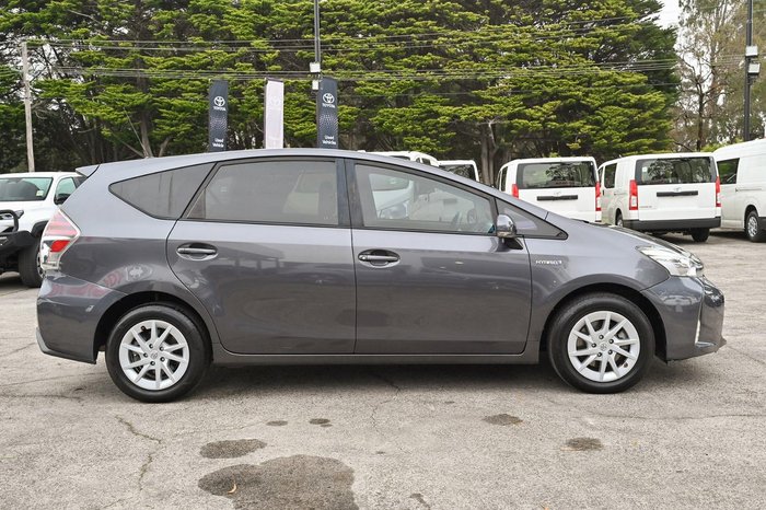 2017 Toyota Prius V ZVW40R Graphite