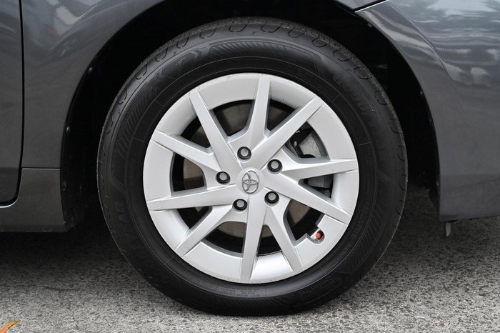 2017 Toyota Prius V ZVW40R Graphite