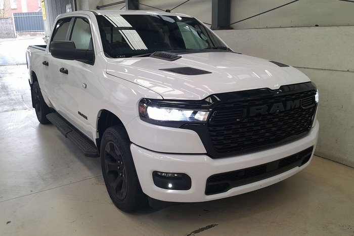 2026 RAM 1500 Express Black Edition Hurricane SO