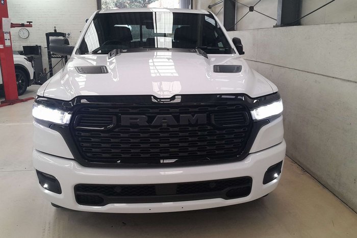 2026 RAM 1500 Express Black Edition Hurricane SO
