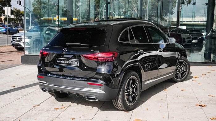 2025 Mercedes-Benz GLA-Class GLA250