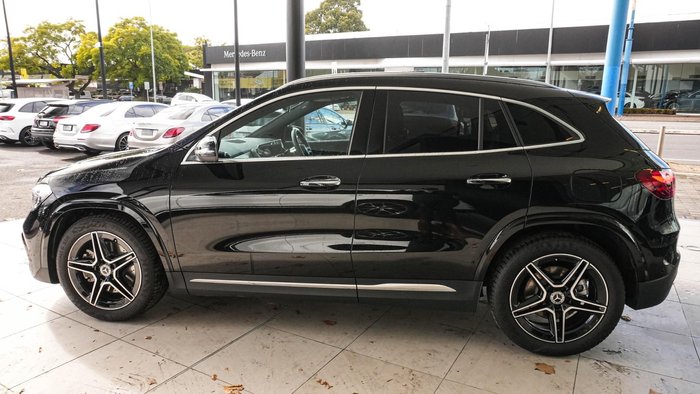 2025 Mercedes-Benz GLA-Class GLA250