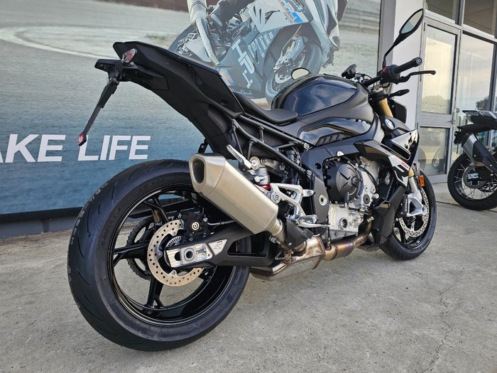 2026 BMW Motorrad S 1000 R SPORT BLACK STORM METALLIC
