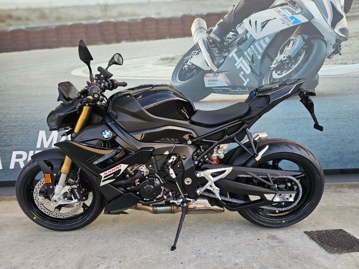 2026 BMW Motorrad S 1000 R SPORT BLACK STORM METALLIC