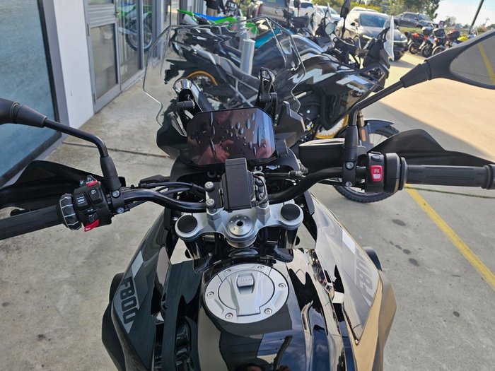 2026 BMW Motorrad F 800 GS BLACK STORM METALLIC