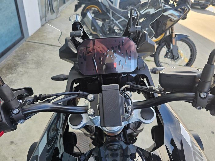 2026 BMW Motorrad F 800 GS BLACK STORM METALLIC