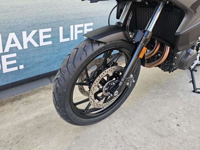 2026 BMW Motorrad F 800 GS BLACK STORM METALLIC