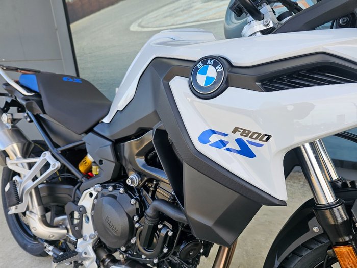 2026 BMW Motorrad F 800 GS LIGHT WHITE