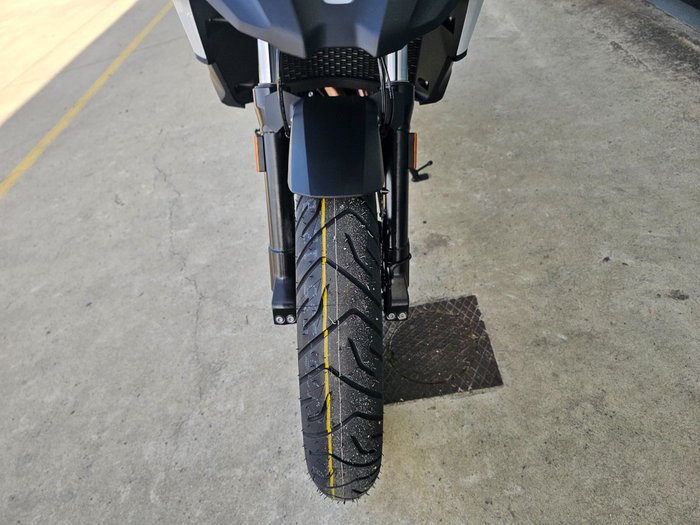 2026 BMW Motorrad F 800 GS LIGHT WHITE
