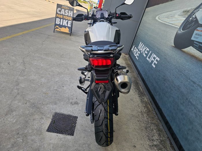 2026 BMW Motorrad F 800 GS LIGHT WHITE