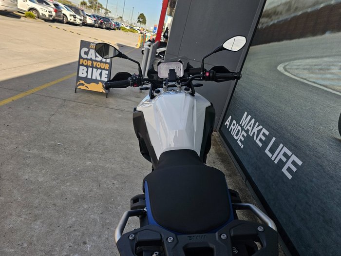 2026 BMW Motorrad F 800 GS LIGHT WHITE